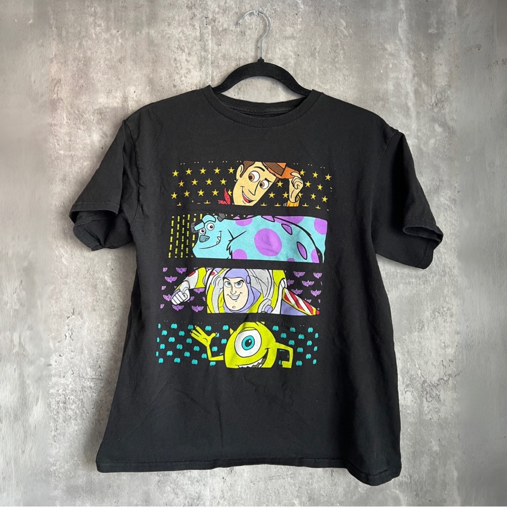 Disney Pixar Boys Graphic Tee Size XL
